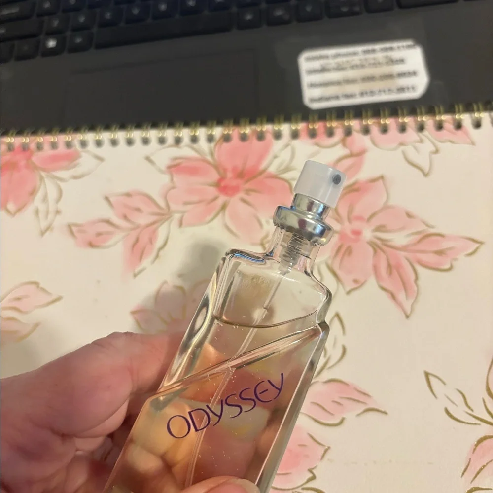 Avon Odyssey Cologne Spray - Elegant Purple and Gray - Picture 5 of 5